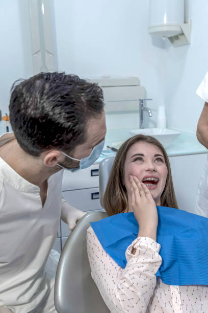 Best Emergency Dental Care for Broken or Chipped Teeth in Hartford, CT