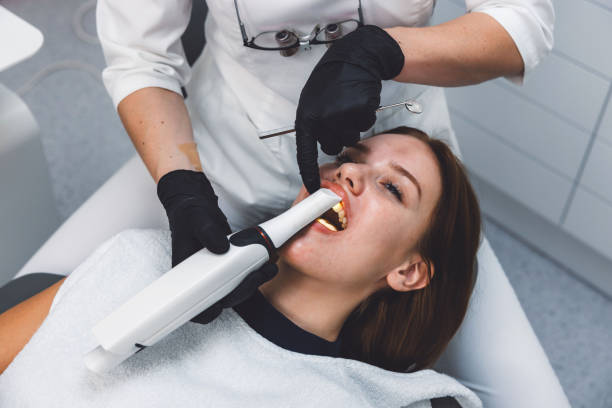 Best Emergency Dental Care for Broken or Chipped Teeth in Hartford, CT
